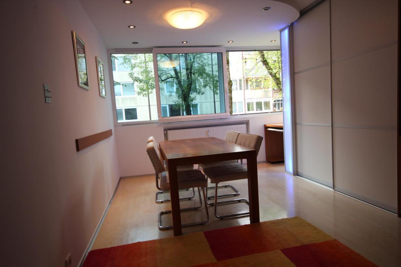 Crtomirova Apartment Ljubljana Exterior photo